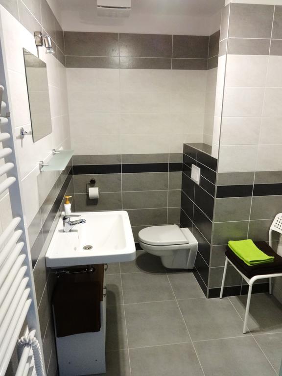 Apartments 4U Center + Free Parking أولوموك المظهر الخارجي الصورة